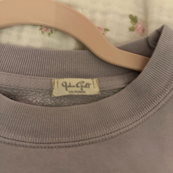 Brandy Melville Lavender Blue Crewneck Sweater - Picture 2 of 3